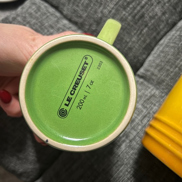 Le Creuset mugs - Picture 2 of 4